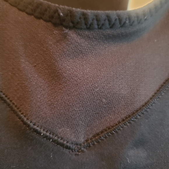 Lululemon tank - Picture 3 of 5